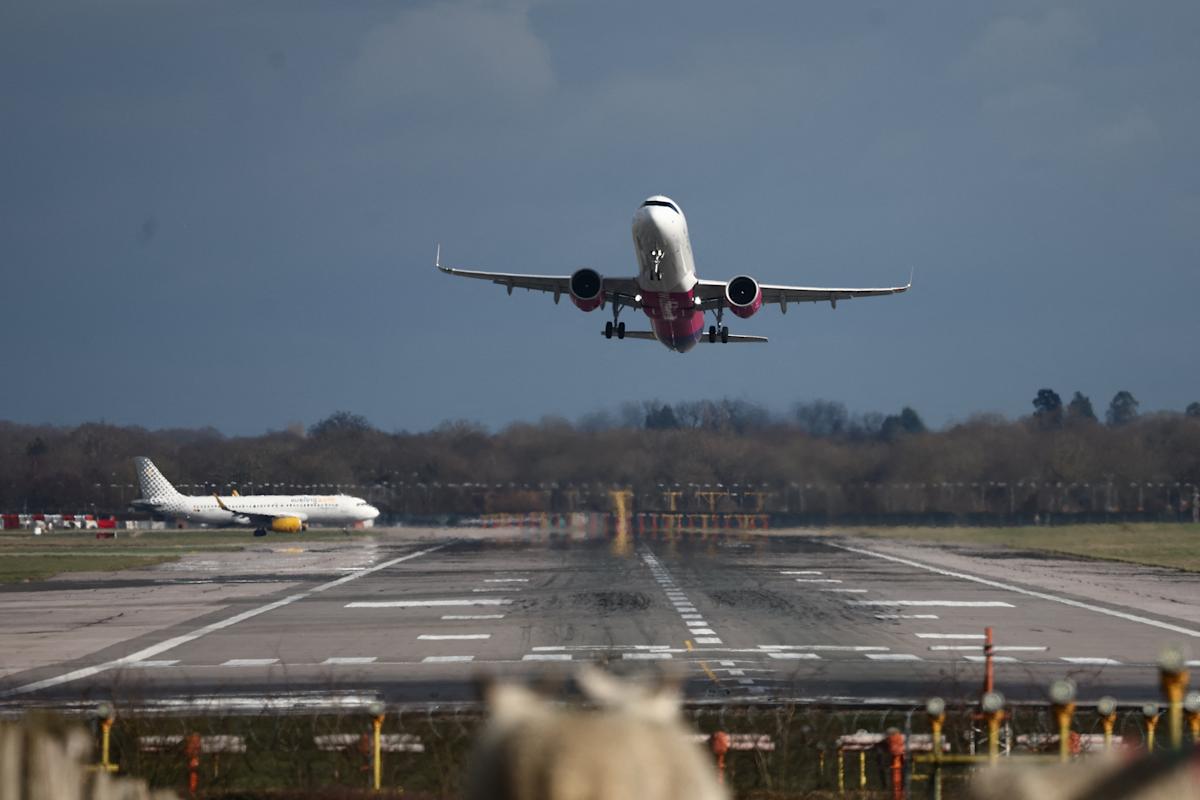 Will Gatwick's second runway boost the UK economy? Have your say