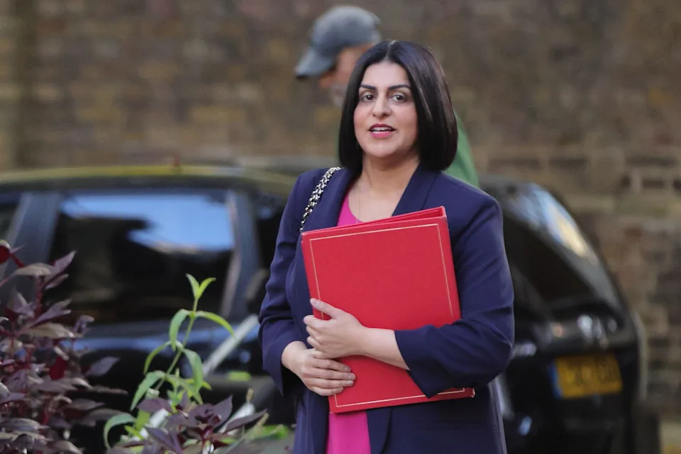 London, United Kingdom. 16th Sep, 2025. Shabana Mahmood MP, Secretary of State for the Home Department arrives for the Cabinet Meeting. Credit: Uwe Deffner/Alamy Live News