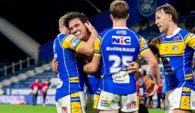 Jake Connor injury, Harry Newman and pressure on Wigan - Huddersfield Giants v Leeds Rhinos talking points