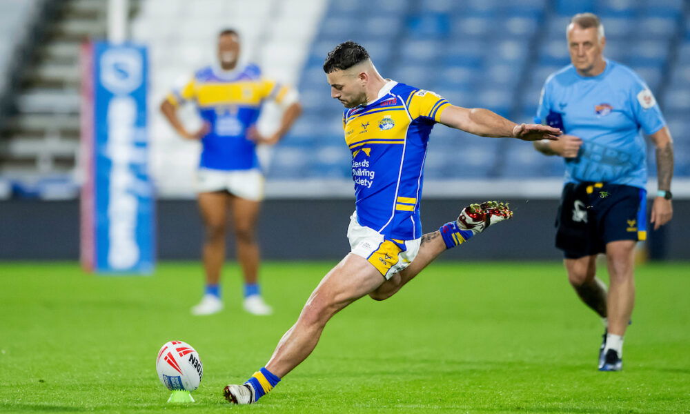 Leeds Rhinos v Catalans Dragons team news as Jake Connor decison made amid double forward boost