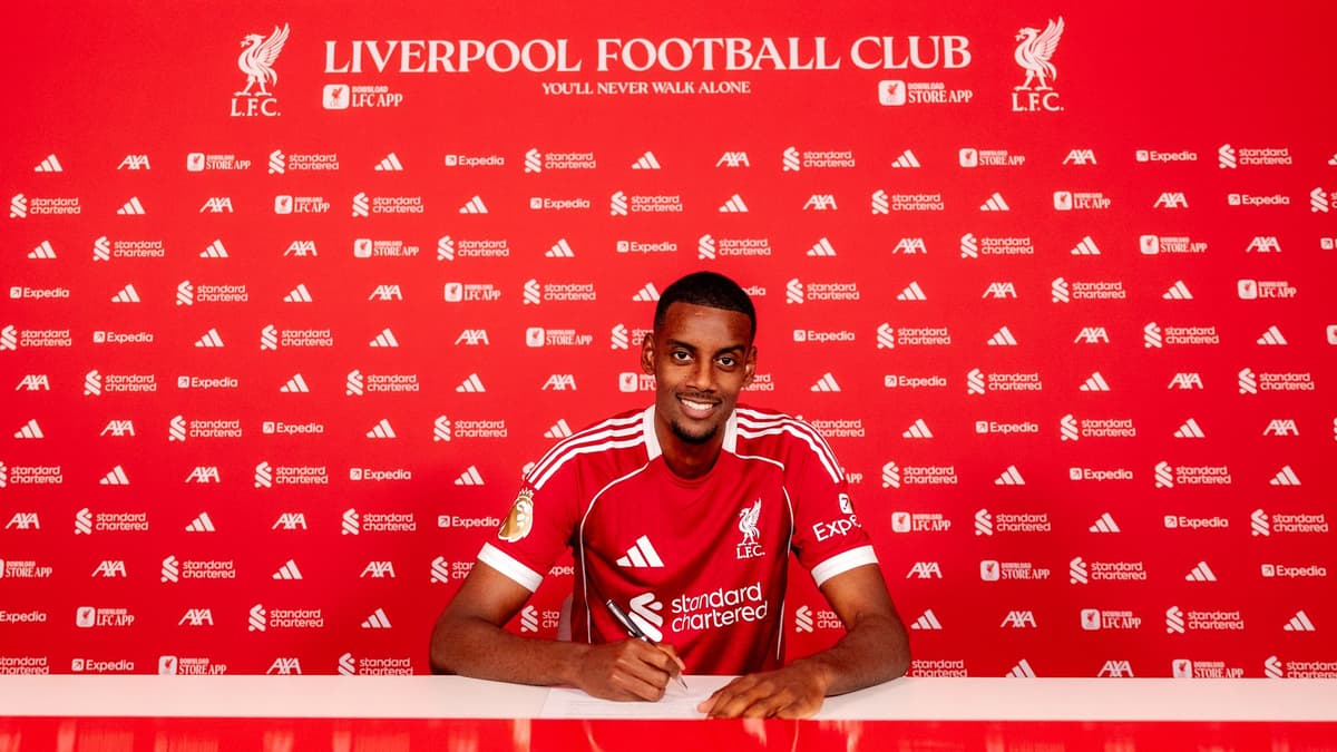 Liverpool XI vs Burnley: Isak debut, team news and predicted lineup - London Evening Standard