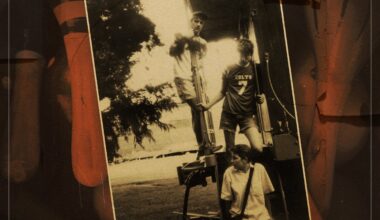 The story of Beat Happening and their single maraca
