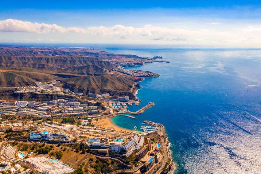 Canary Islands, Spain: Calima Dust Storm and Heatwave Alert for September 2025, Know About the Health Risks and Travel Precautions