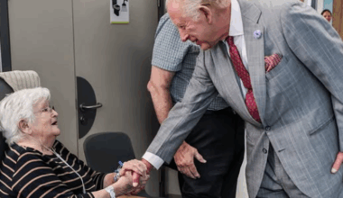 King Charles makes health revelation during hospital visit