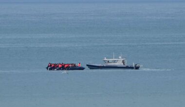 3 migrants die trying to cross the English Channel from France