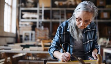 Entrepreneurs can make up to 70% more than paid employees per year, but there's high inequality among the self-employed