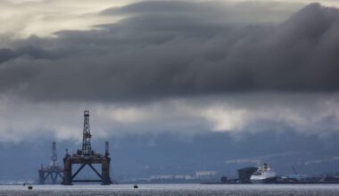 UK energy chief eyes an oil and gas loophole – POLITICO