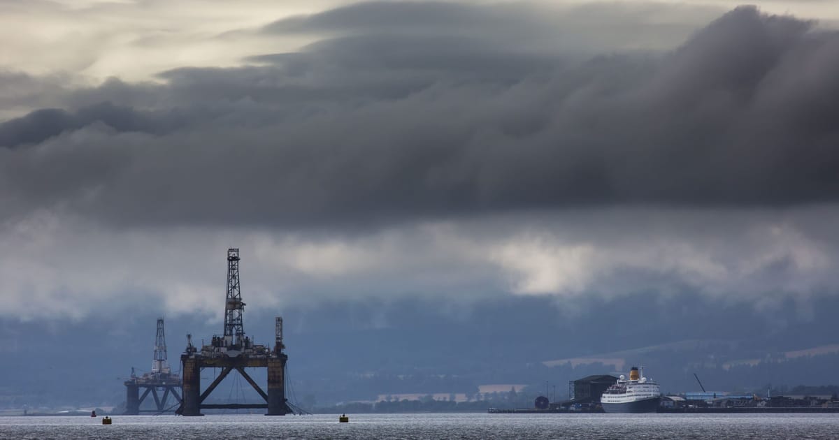UK energy chief eyes an oil and gas loophole – POLITICO