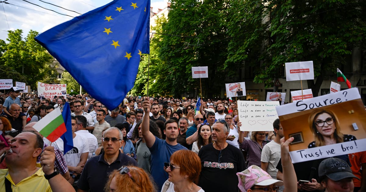 Europe’s liberals demand EU freezes funds to Bulgaria over imprisoned mayor – POLITICO