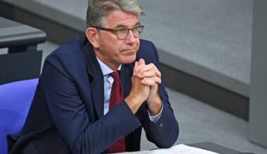 German culture minister calls for Google to be broken up – POLITICO