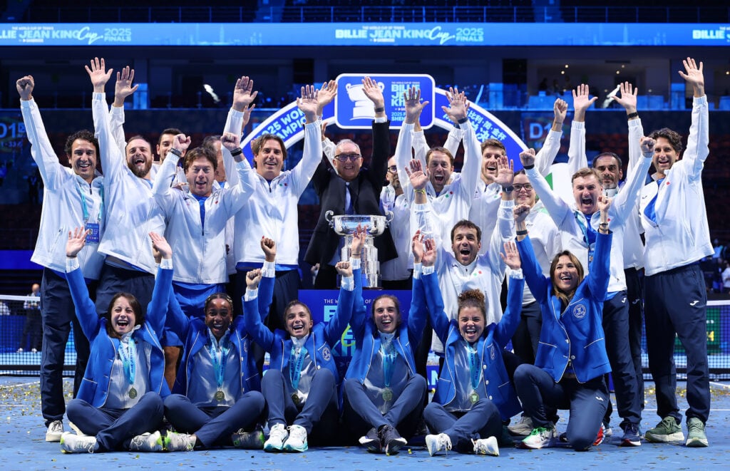 Team Italy celebrate after winning the 2025 Billie Jean King Cup Finals
