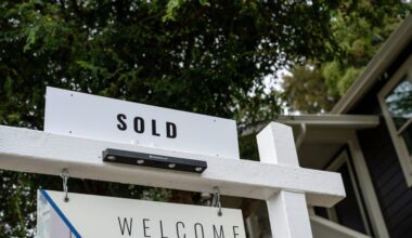 Housing market: A gauge of future home sales just turned negative despite 9 weeks of falling mortgage rates