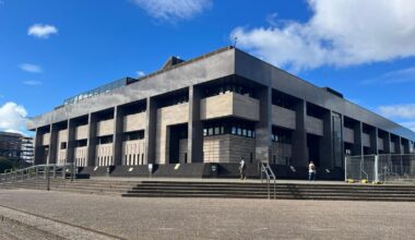 Glasgow man banned from keeping pets after dumping XL Bully