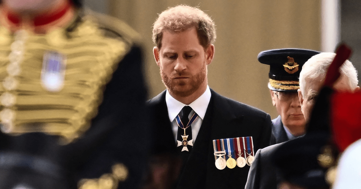 Prince Harry Had No One by His Side at His Grandmother’s Funeral, Author Claims