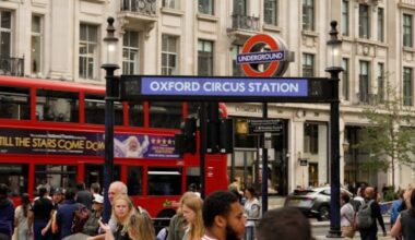 TfL takes over Oxford Street ahead of plans to pedestrianise London’s busiest shopping road