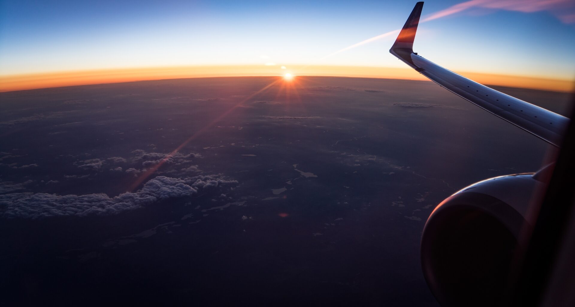 Image of an aeroplane in the sky