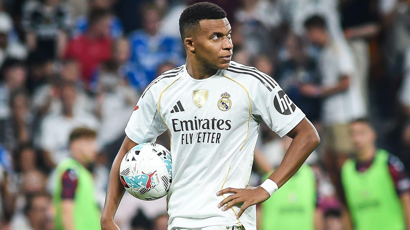Liverpool, Arsenal or Man City? Kylian Mbappe reveals shock PL title prediction amid one 'crucial factor'
