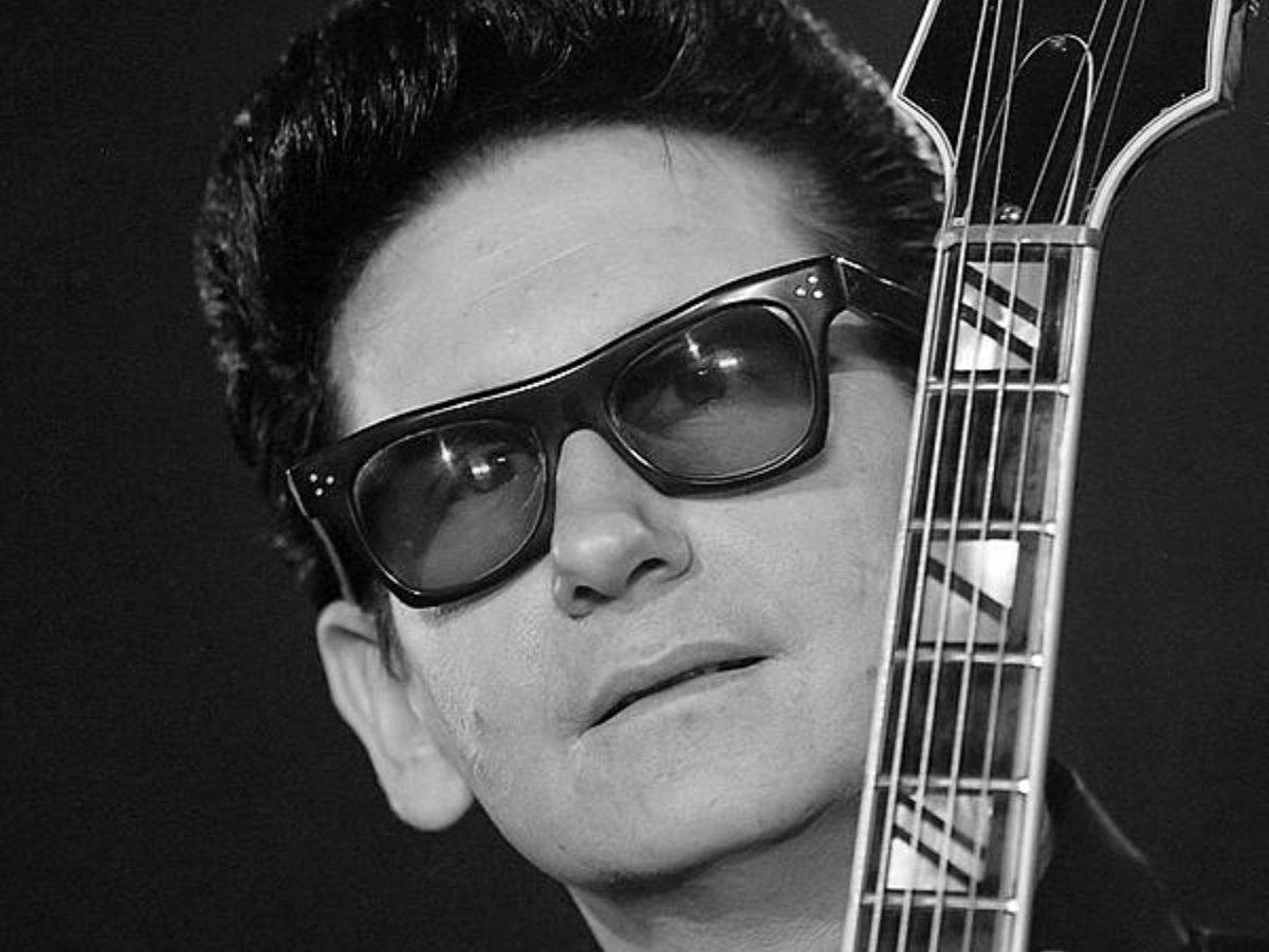 How did Roy Orbison hit such a terrible note on 'Crying'?