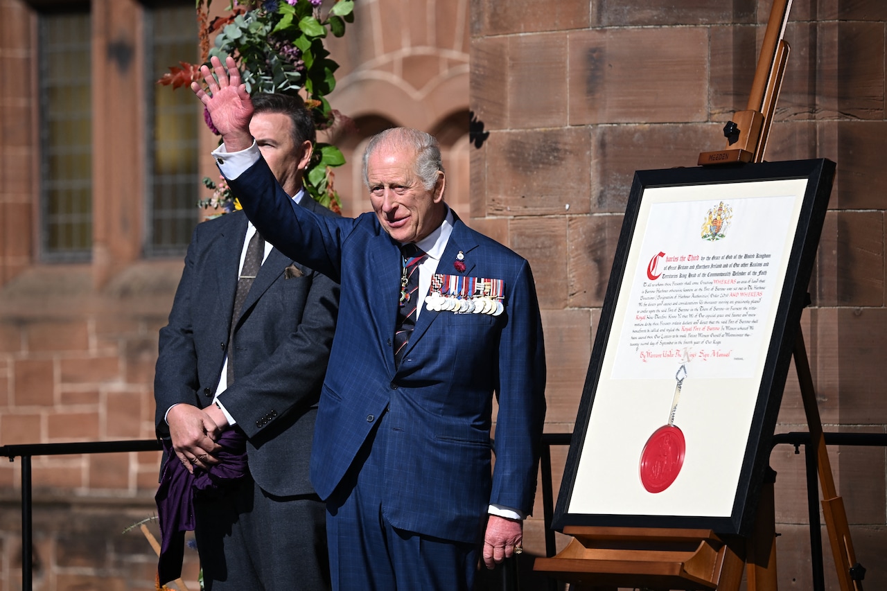 Livia Firth destroys MBE honor in protest of Royal Family’s Trump reception