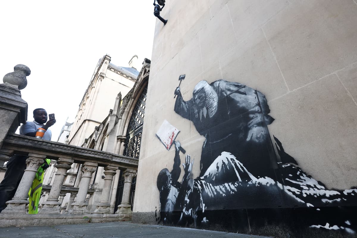 Londoners left disappointed by 'bizarre' removal of latest Bansky - London Evening Standard