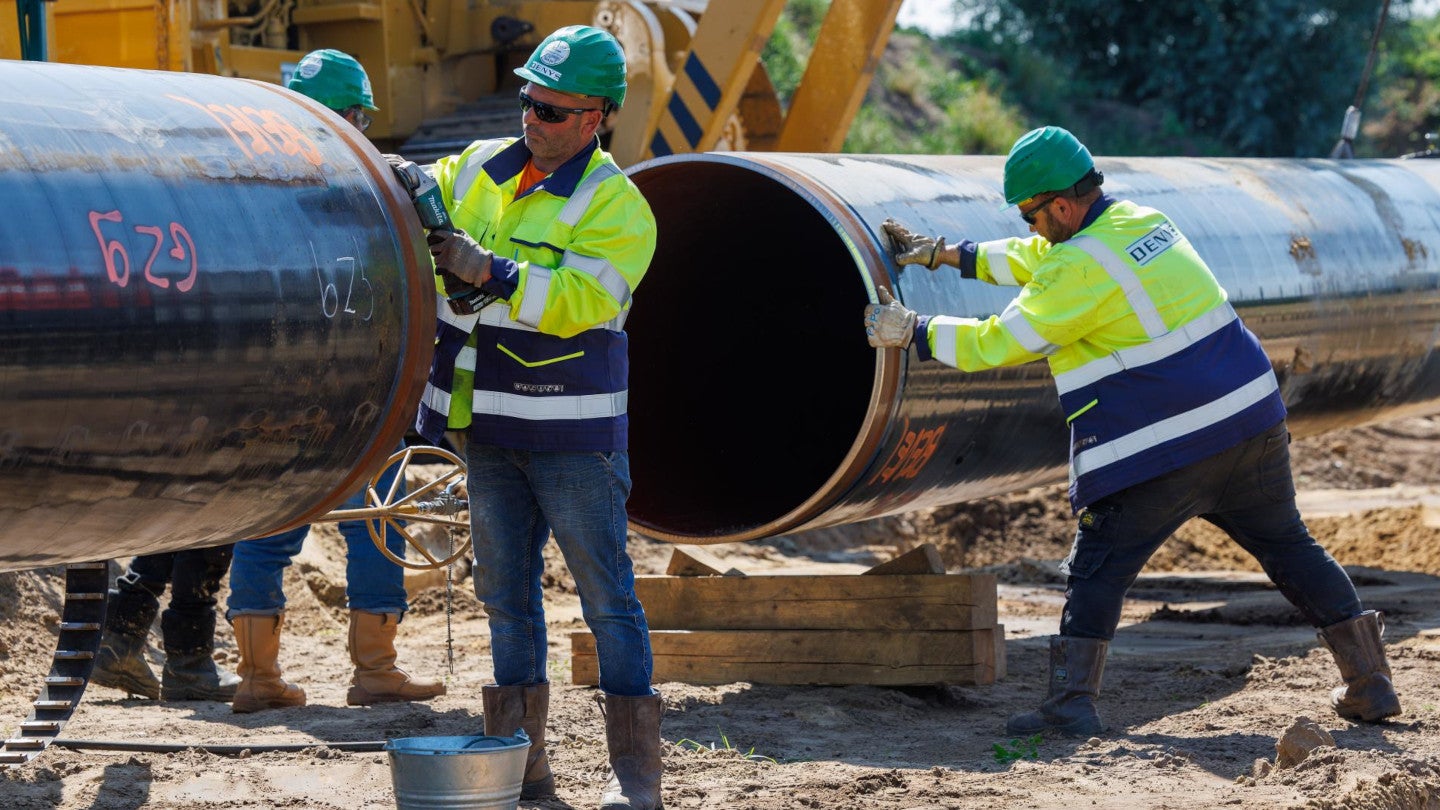 EU commits to Russian oil phase-out by 2028