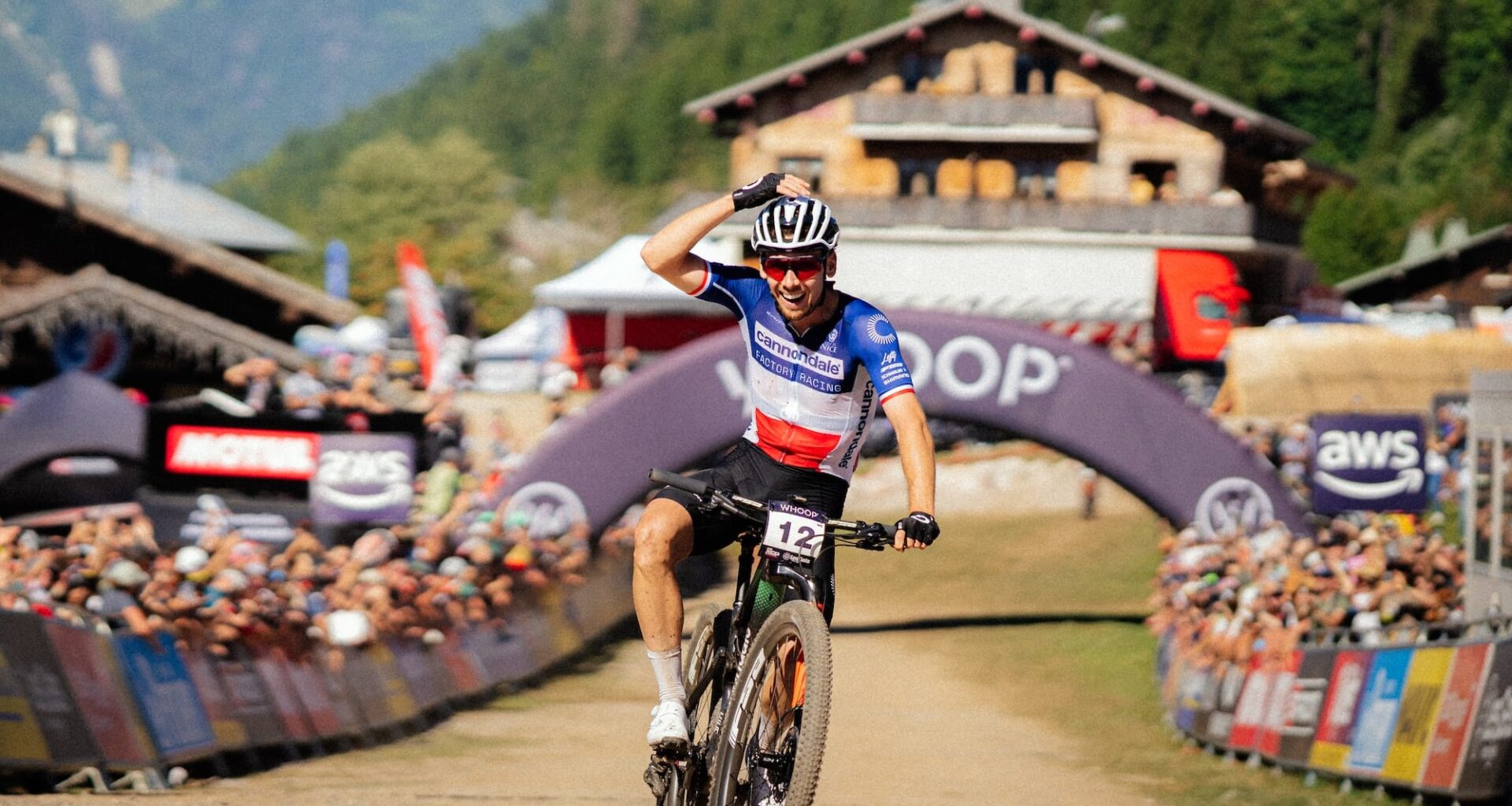 Gallery and Report: 2025 Les Gets XC World Cup - Escape Collective