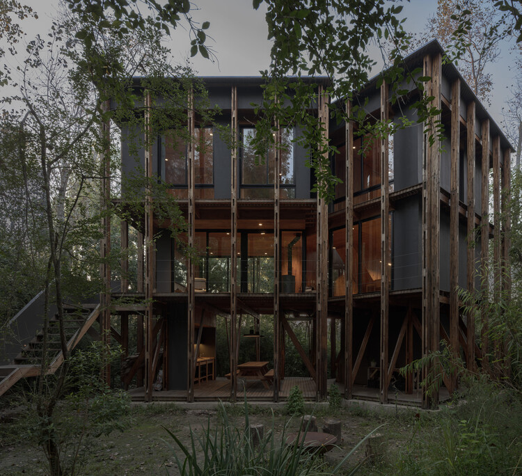 Cabin in the Buenos Aires Delta / Matías Cosenza Arquitecto - Exterior Photography, Wood