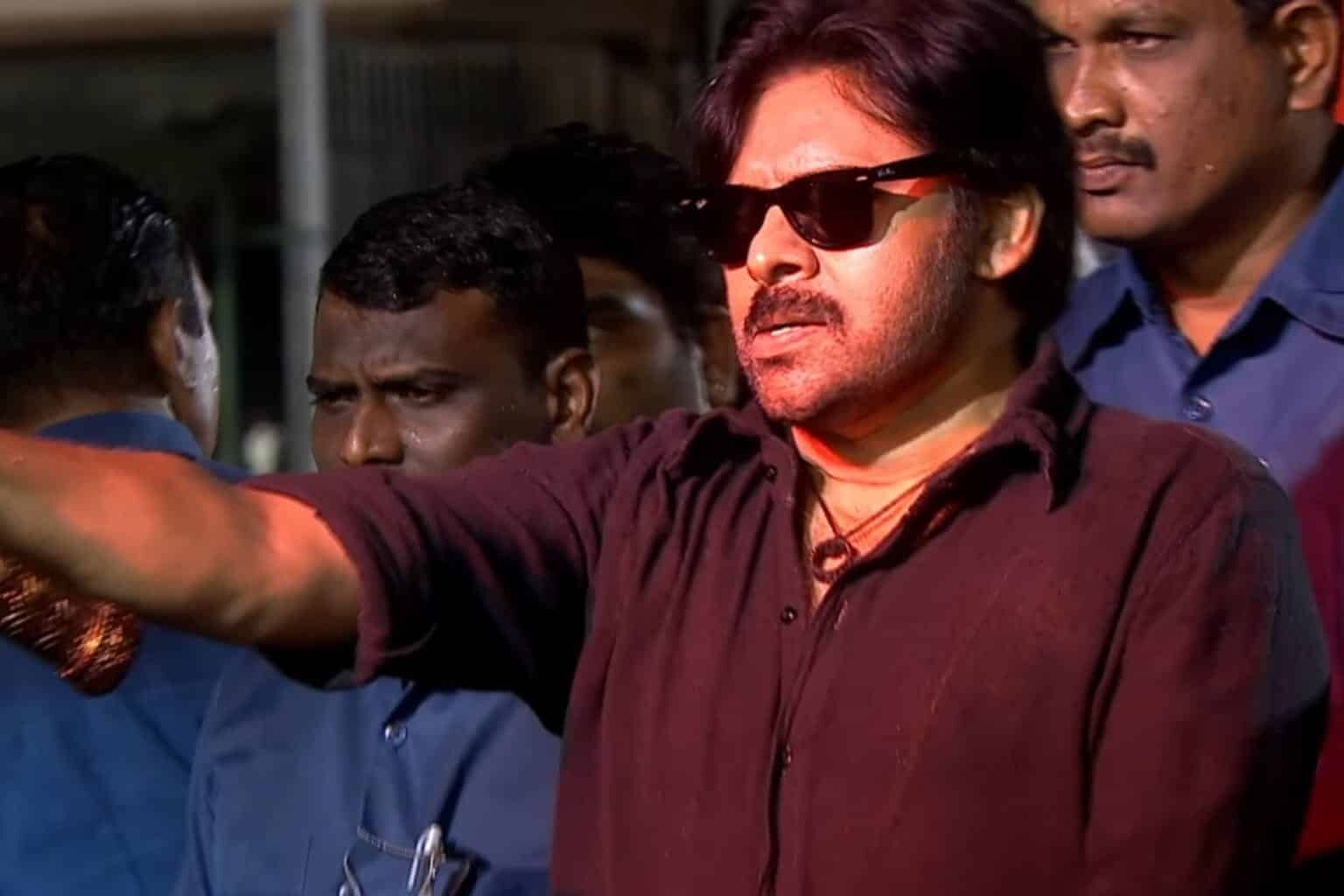 Pawan Kalyan's Powerful Entry @ OG Concert