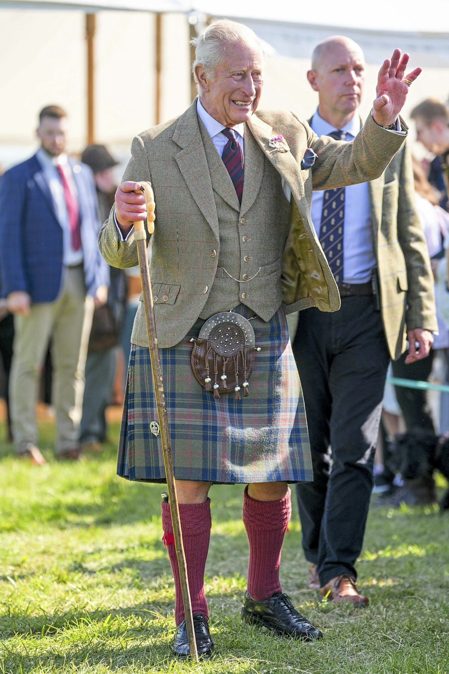 Prince Harry wants to visit his father King Charles