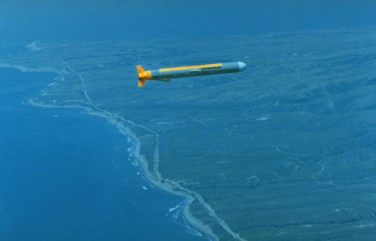 A Tomahawk submarine-launched cruise cruise missile en route to its target on the Tonapah Test Range in Nevada. April 16, 1983. (Photo by ?? CORBIS/Corbis via Getty Images)