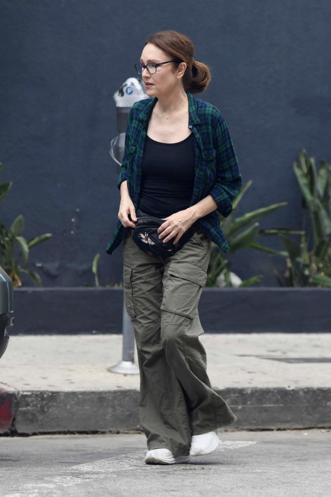 EXCLUSIVE: Problem Child Star Amy Yasbeck Spotted! ? Hollywood actress Amy Yasbeck, famed for Robin Hood: Men in Tights and the Problem Child films, steps out in L.A. looking relaxed in cargo pants. The 62-year-old star, widow of beloved Three?s Company icon John Ritter, still turns heads decades after her big-screen heyday. 12 Sep 2025 Pictured: Amy Yasbeck. Photo credit: none / MEGA TheMegaAgency.com sales@mega.global