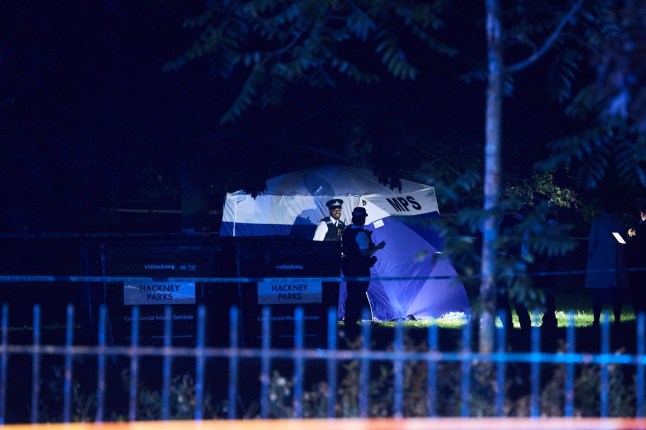 UNITED KINGDOM, LONDON, 17th September 2025 Police incident in Clissold Park Police have cordoned off Clissold park in Hackney after shots were heard. The Ambulance services attended and a tent is in place just inside the park. ??2025 Tom Bowles +44 7956 938547
