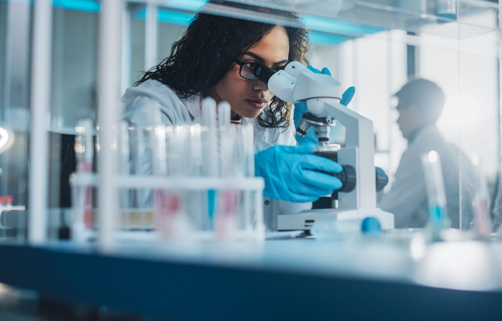 NIHR investment launches UK-wide commercial research delivery network