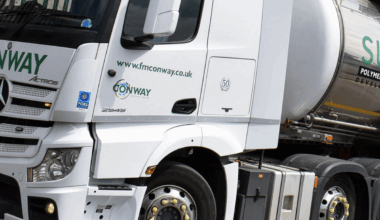 FM Conway spills 15 tonnes of bitumen into Thames