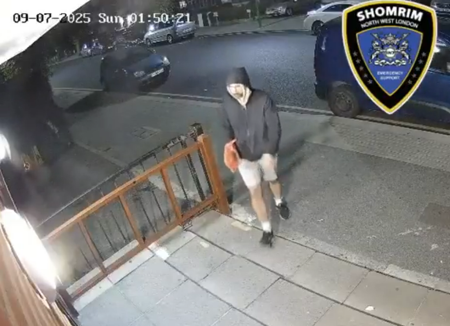 London police hunt for man suspected of smearing feces on synagogues, other Jewish sites