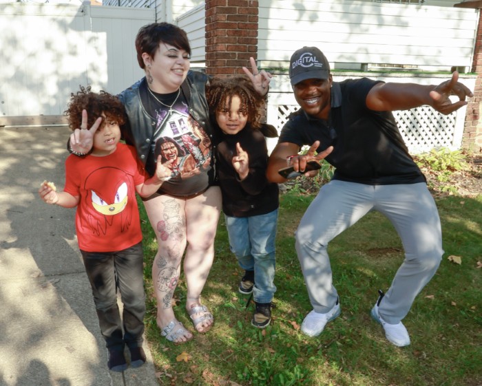 DigitalC CEO Joshua Edmonds and the Cashdollar family.