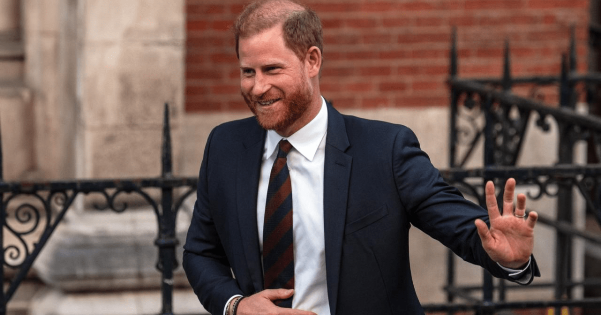 Prince Harry Hopes He Can Bring His Family Back to the UK, Source Claims