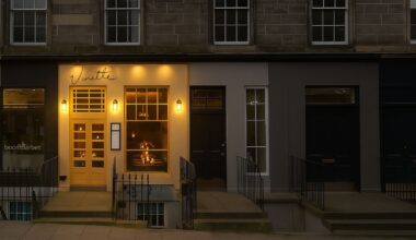 Stuart Ralston Vinette & Vivien Edinburgh