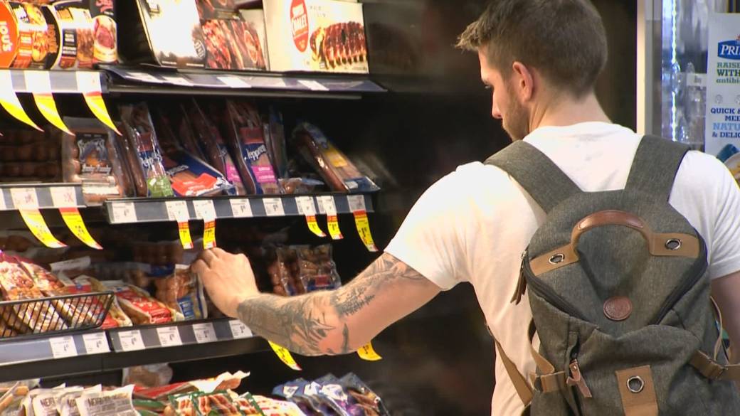 Click to play video: 'What does the removal of counter-tariffs on U.S. goods mean for Canadian food prices?'