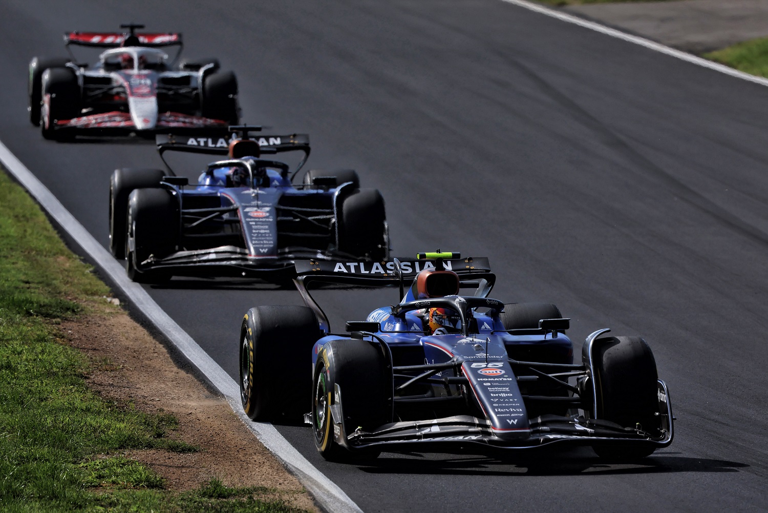 Sainz defends move against Bearman; Albon adds on team orders