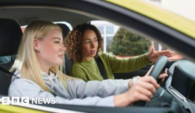 One in four UK driving tests taken in automatic cars