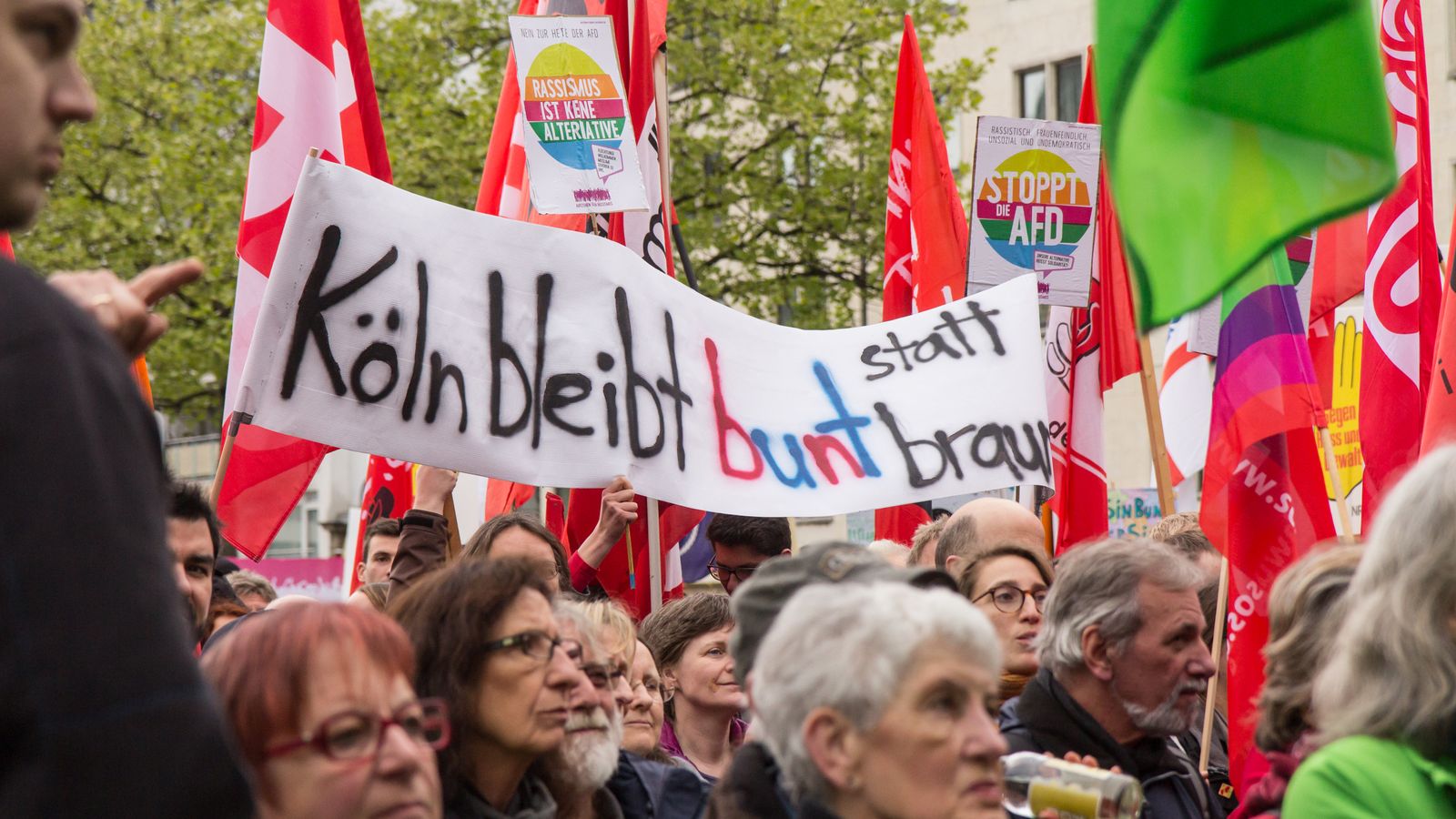 Far-right Alternative for Germany wins in former SPD strongholds