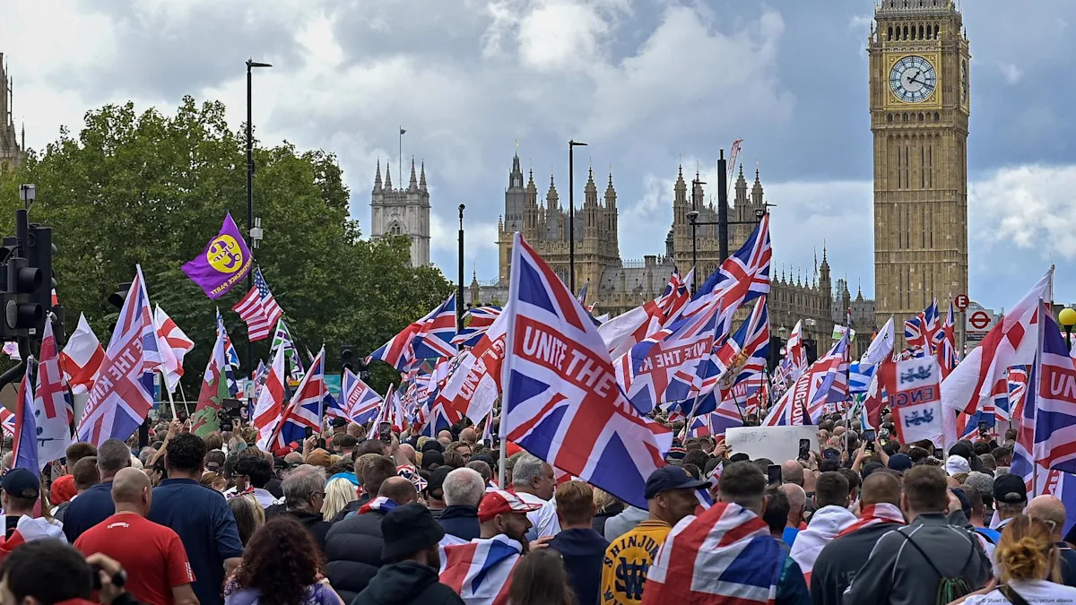 Far-right rally draws 110,000 in London