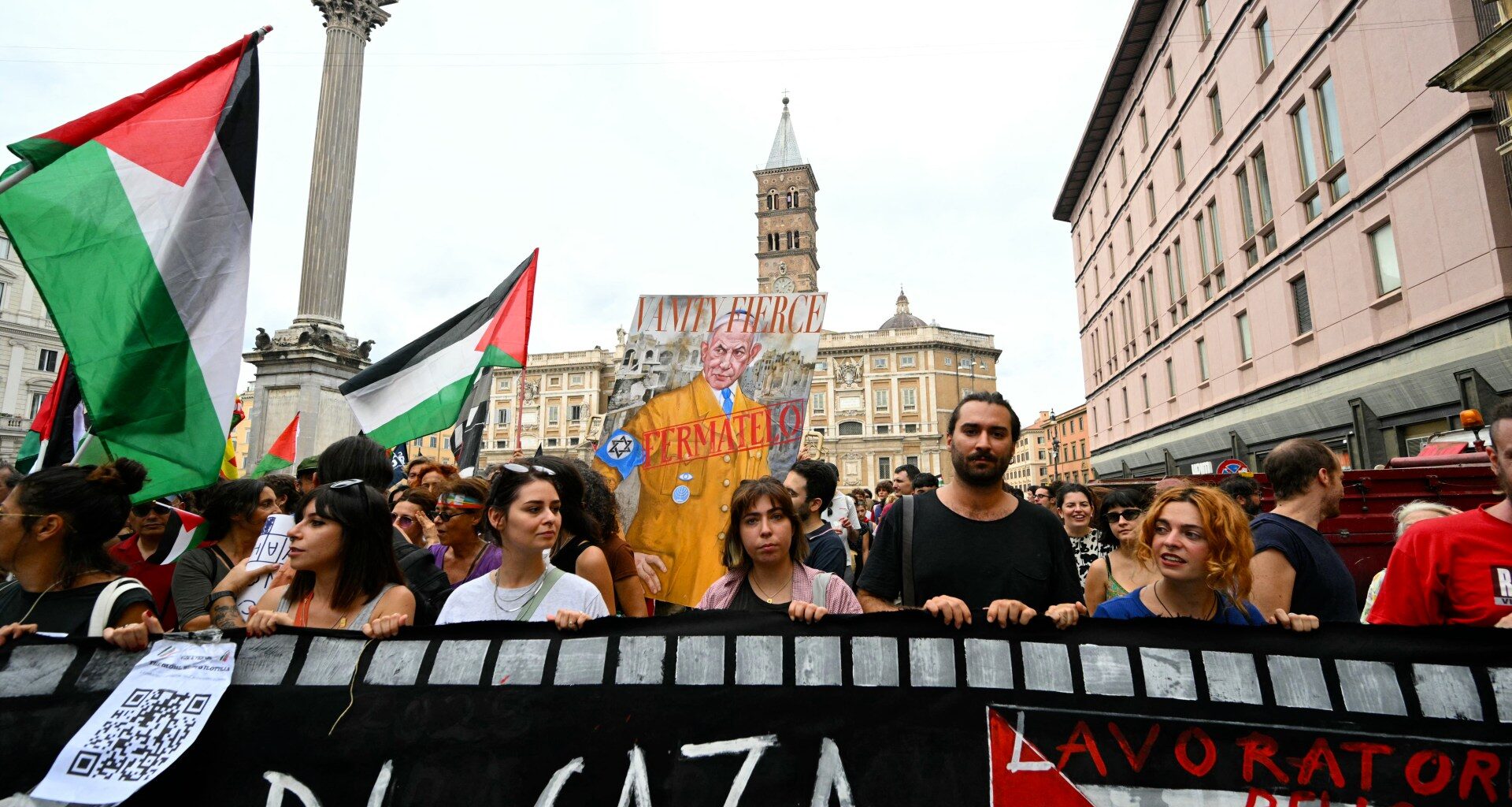 The Italian people made us smile in Gaza | Israel-Palestine conflict