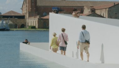 Carlo Ratti and Höweler + Yoon's floating AquaPraça anchors in Venice