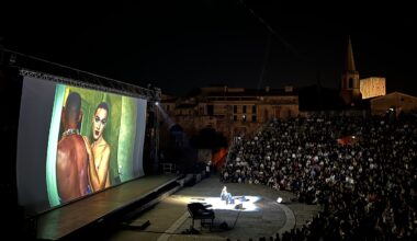 France Flips the History of Photography Upside Down 
