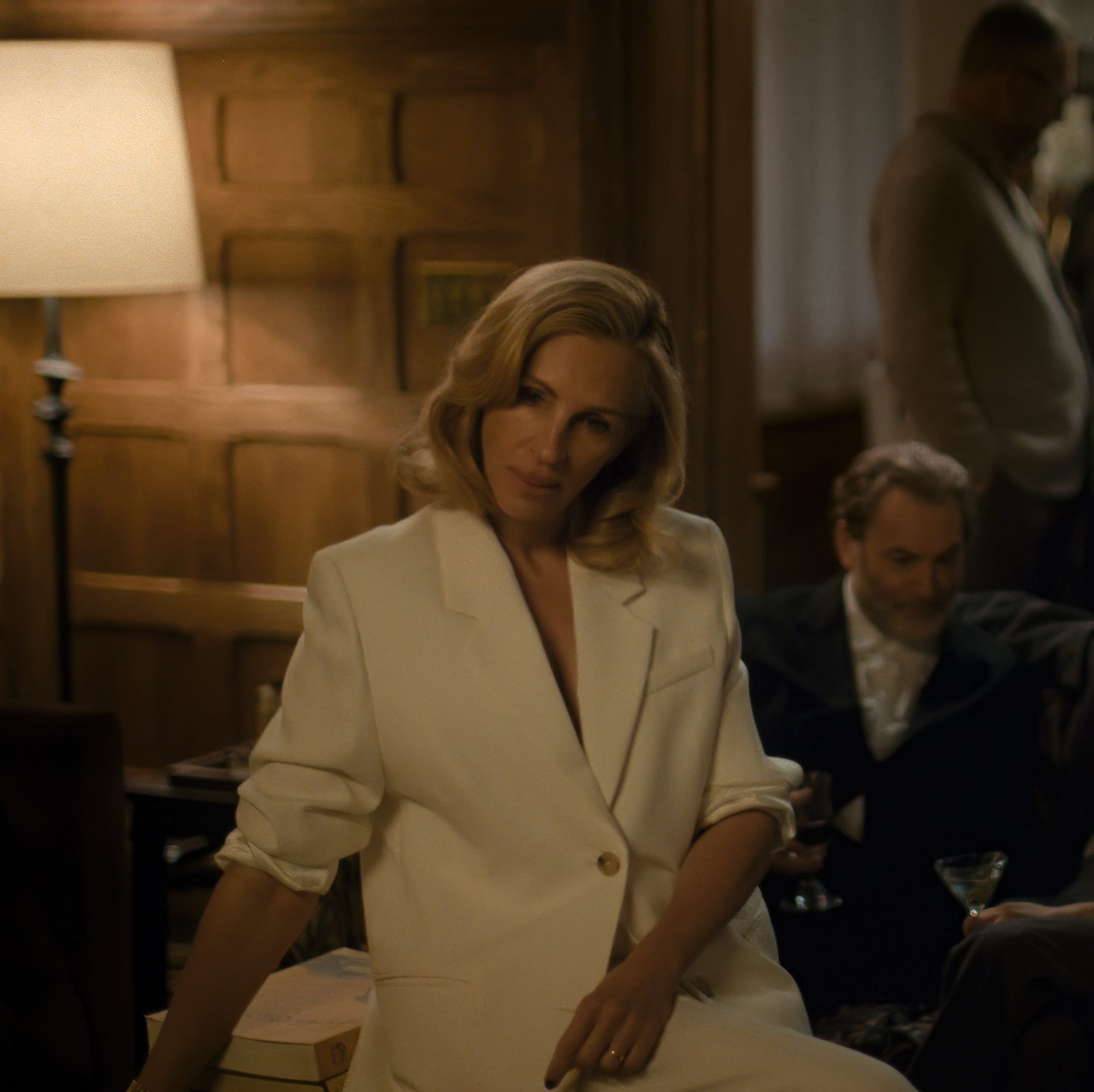 (l to r) julia roberts as alma, michael stuhlbarg as frederik and chloë sevigny as dr. kim sayers in after the hunt, from amazon mgm studios.photo credit: courtesy of amazon mgm studios© 2025 amazon content services llc. all rights reserved.