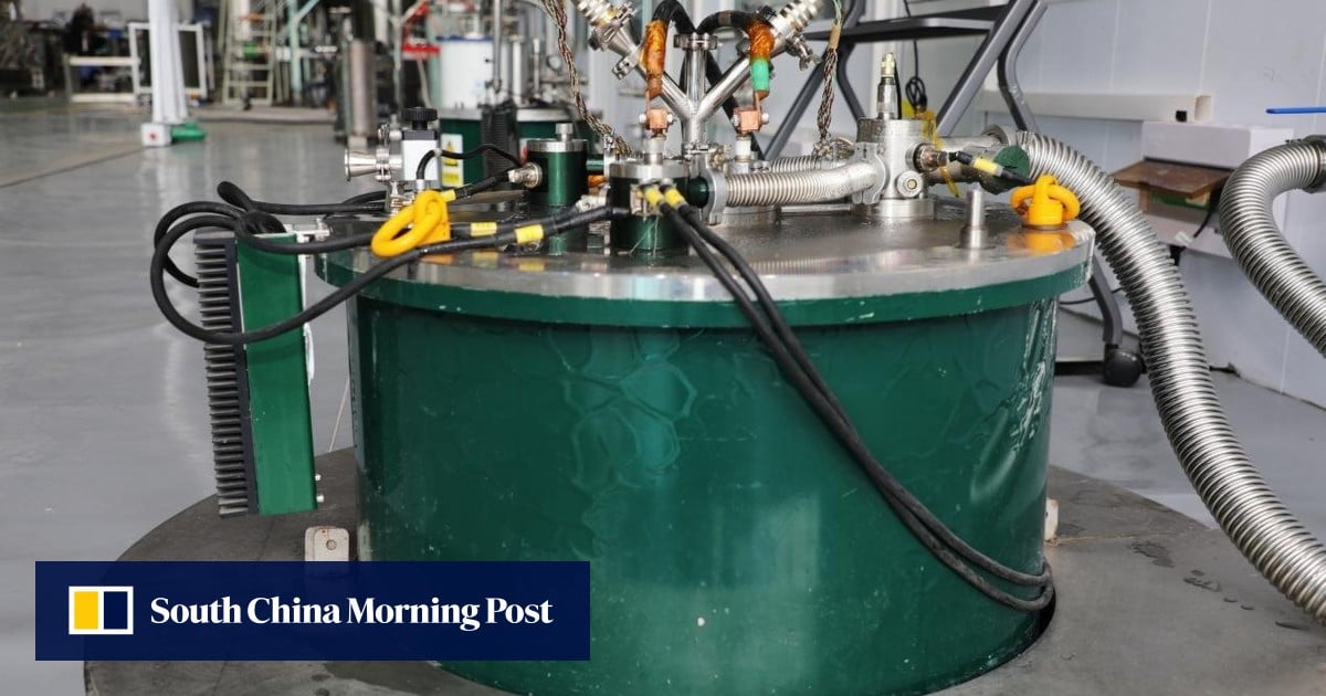 Chinese physicists produce most powerful stable magnetic field on Earth