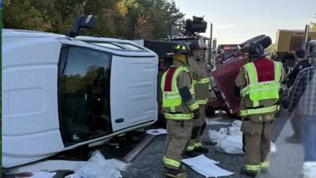 Truck rollover causes delays on I-89 in New London