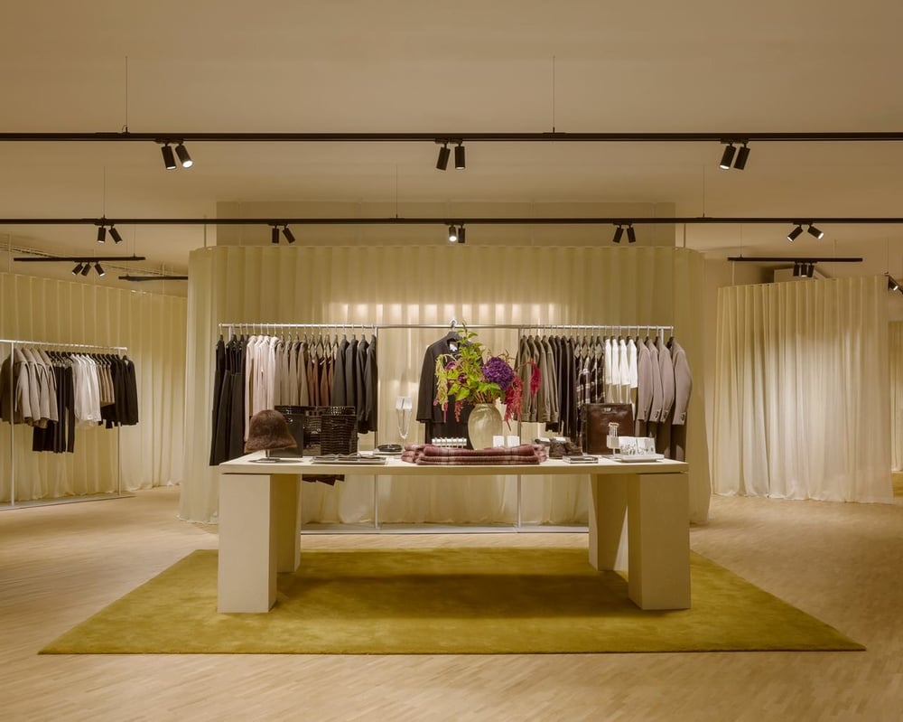 Inside the COS boutique